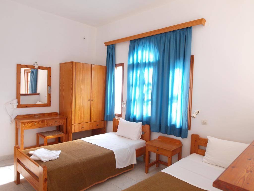 Irini Apartments Platanias  Room photo
